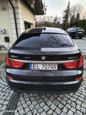 BMW 5GT - 3