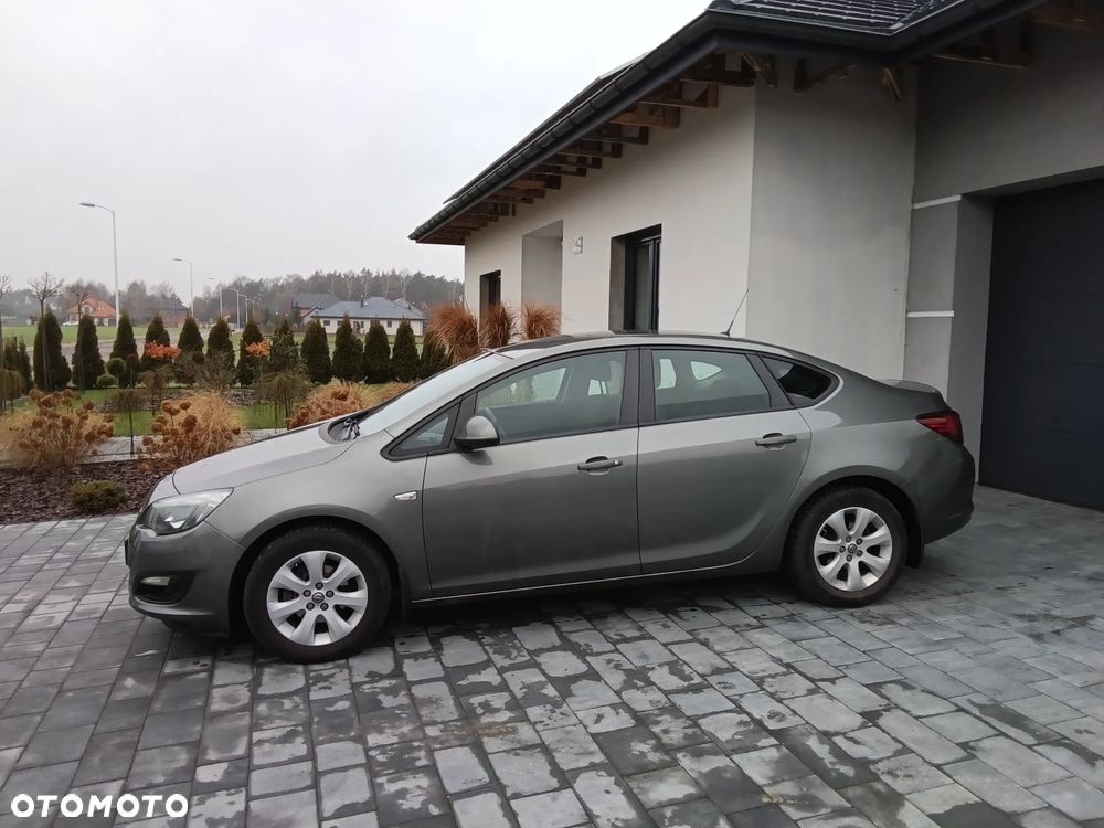 Opel Astra 1.6 Active - 3
