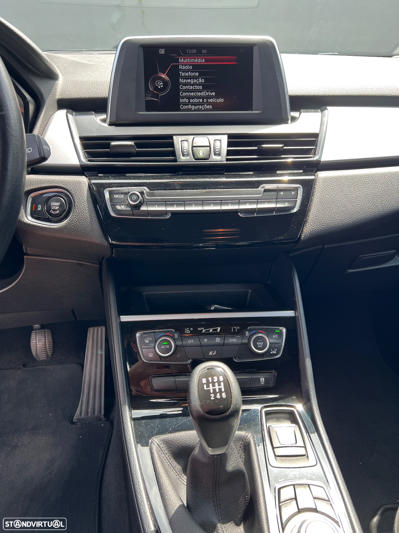 BMW 214 Active Tourer - 13