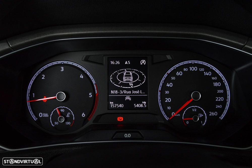 VW T-Roc 1.6 TDI Style - 32