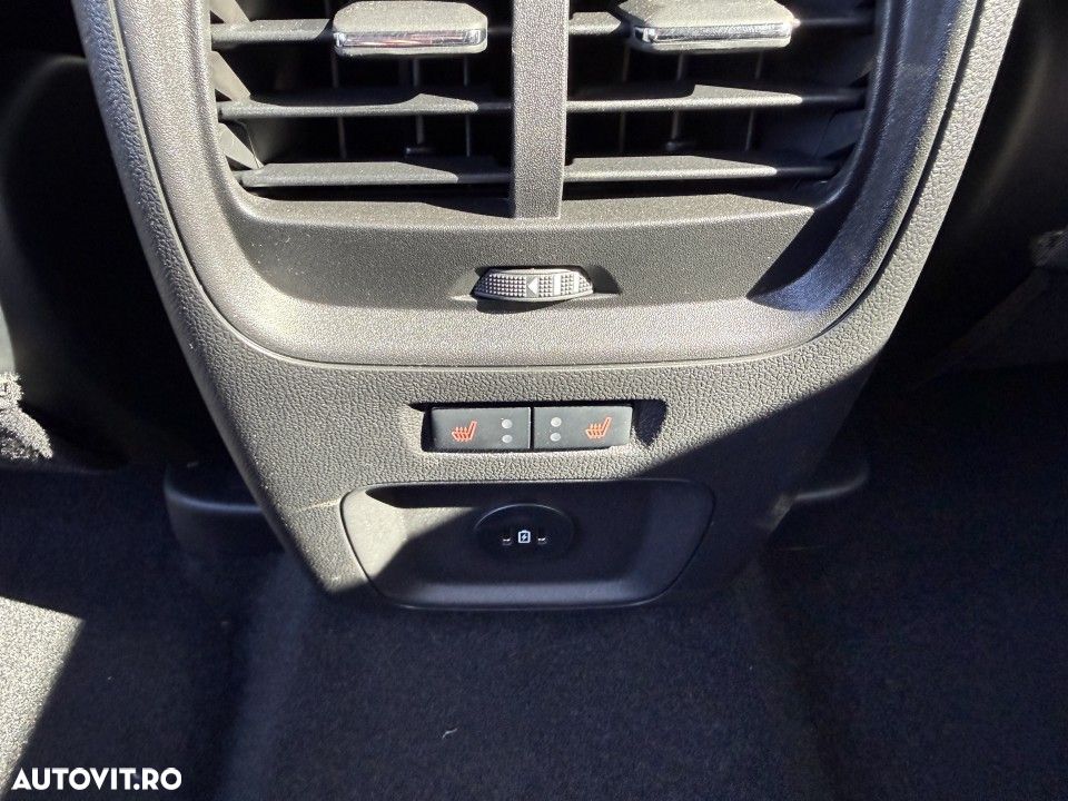 Ford Kuga 2.5 Duratec PHEV TITANIUM - 17