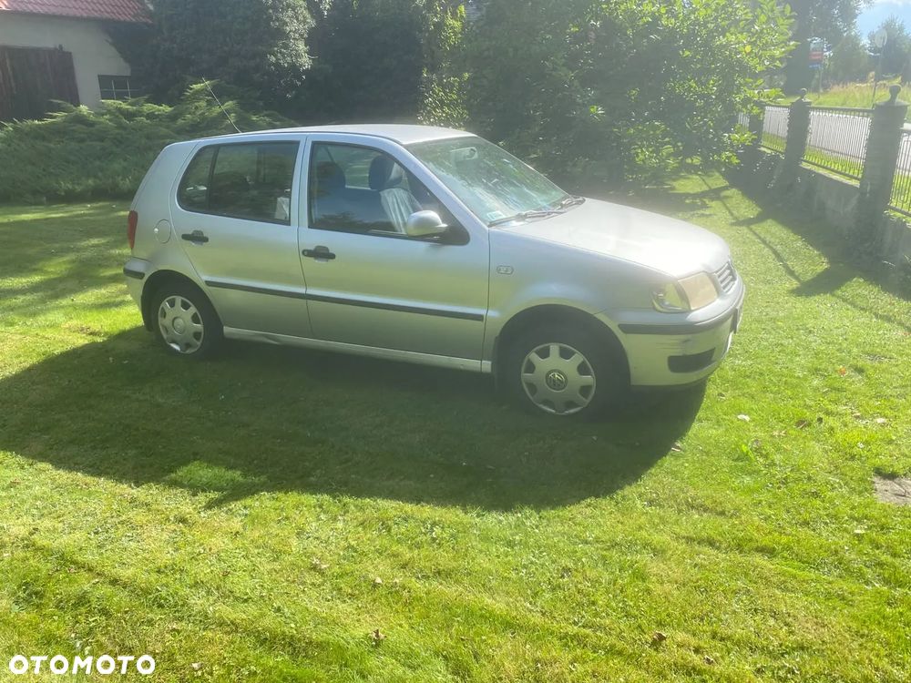 Volkswagen Polo 1.0 Basis - 4