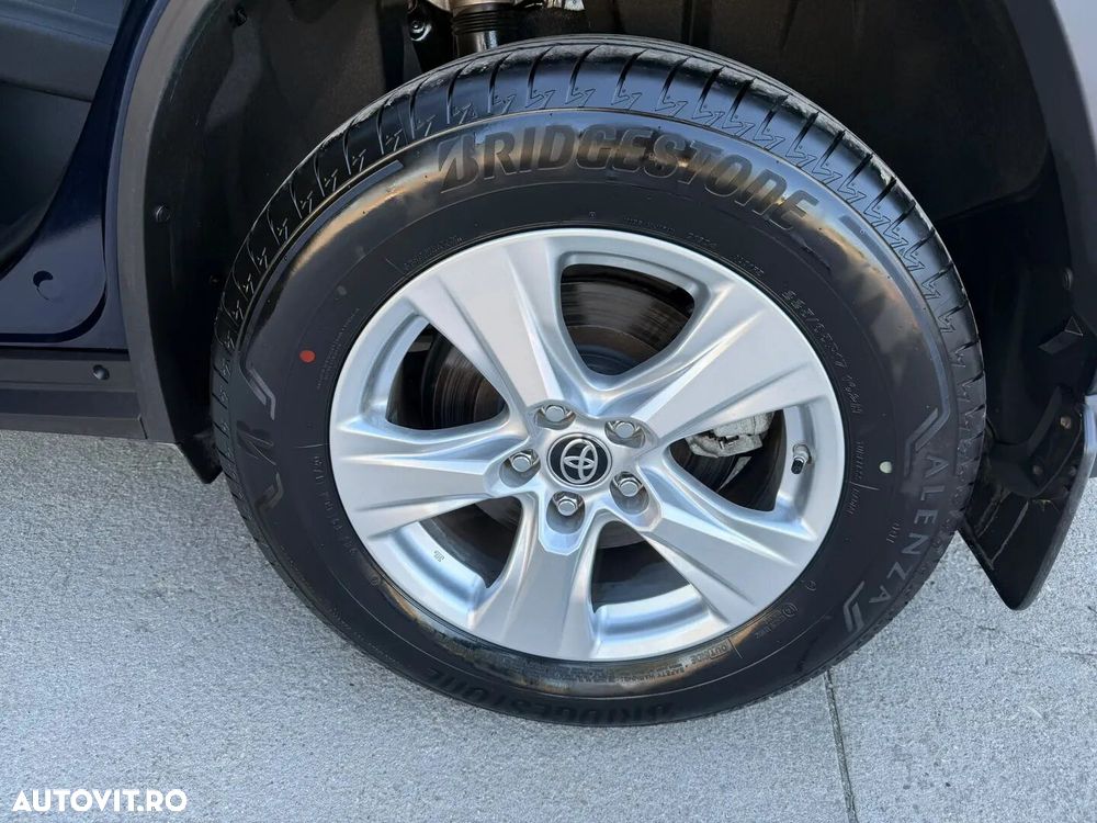 Toyota RAV4 - 25