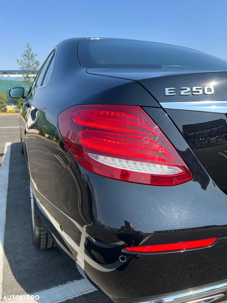 Mercedes-Benz E 250 Aut. - 6
