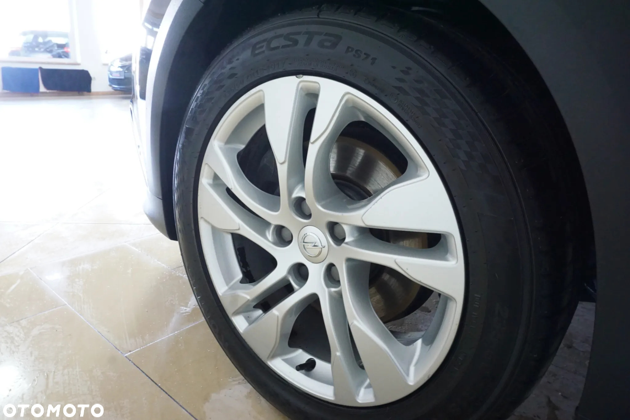 Opel Insignia Country Tourer 2.0 BiTrb D 4x4 Automatik Exclusive - 14