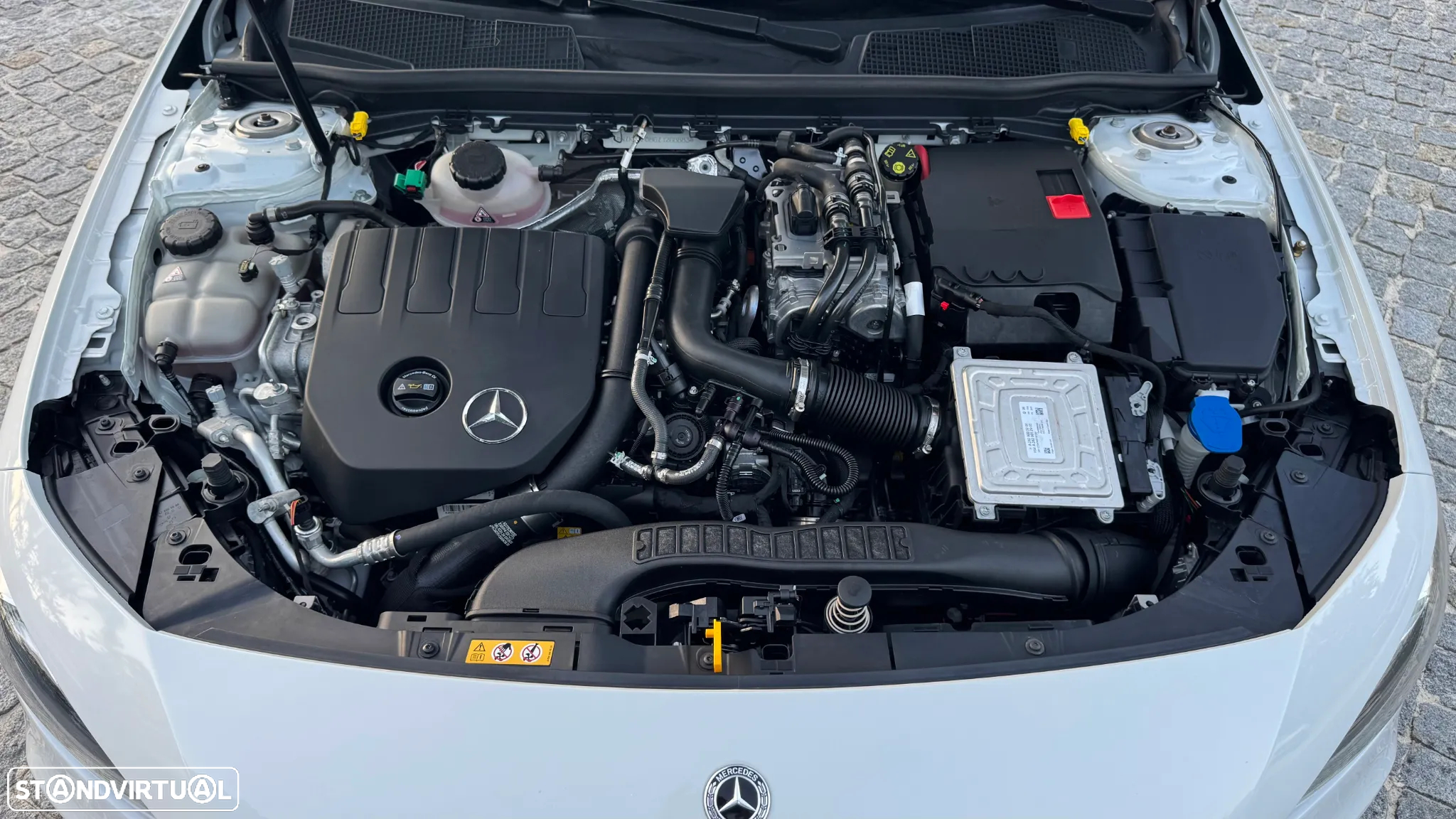 Mercedes-Benz A 250 e Progressive - 38