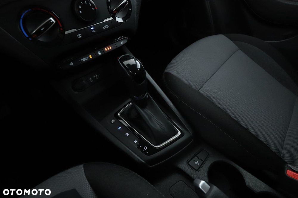 Hyundai i20 - 17