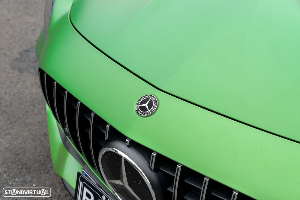Mercedes-Benz AMG GT R - 8