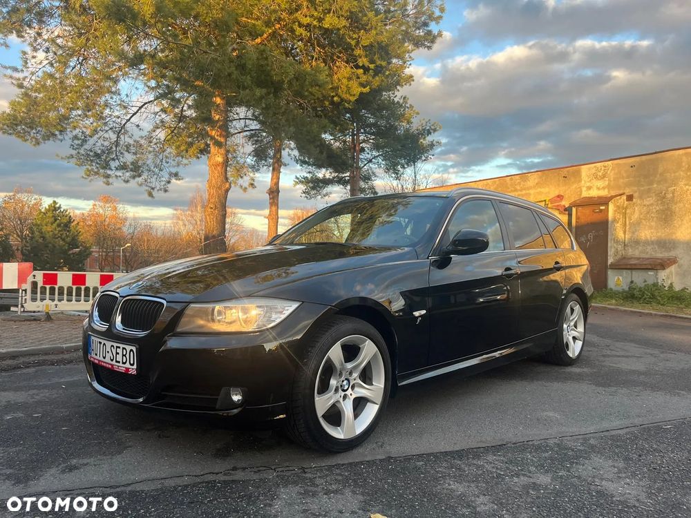 BMW Seria 3 318d DPF Touring - 4
