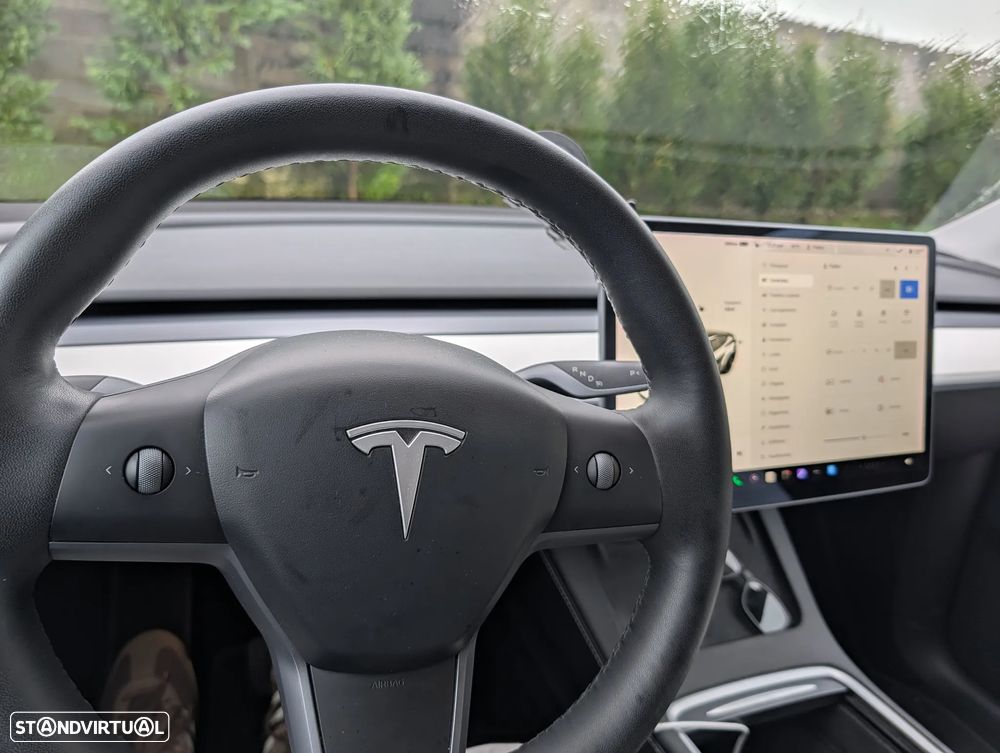 Tesla Model Y Long Range Tração Integral - 14