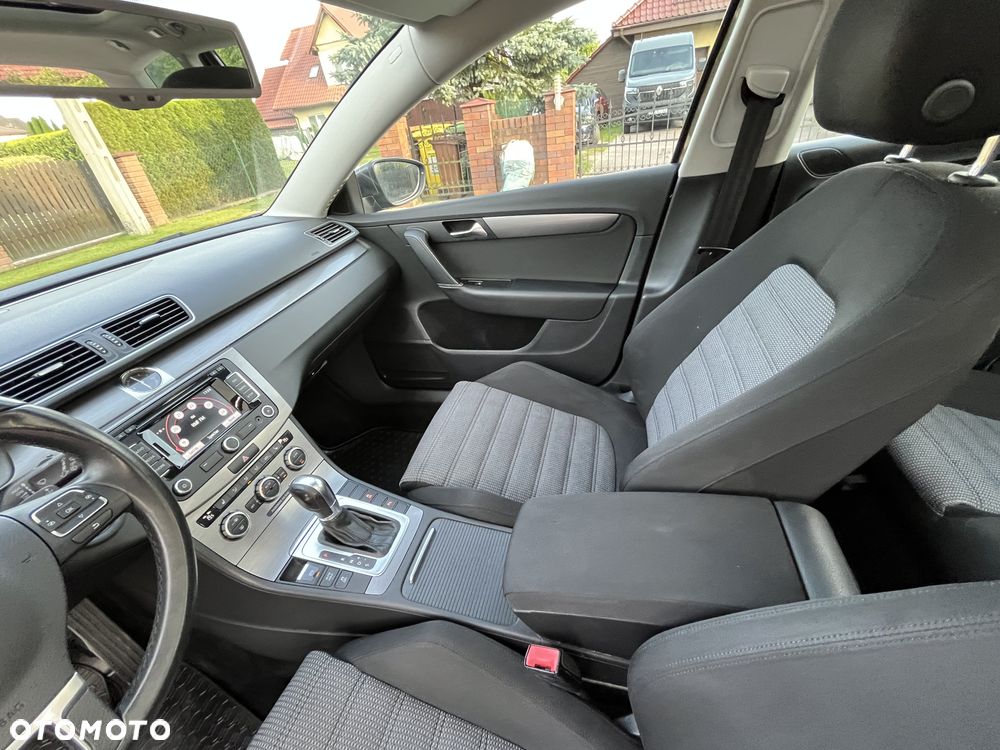 Volkswagen Passat 2.0 TDI DSG BlueMotion Technology Highline - 19