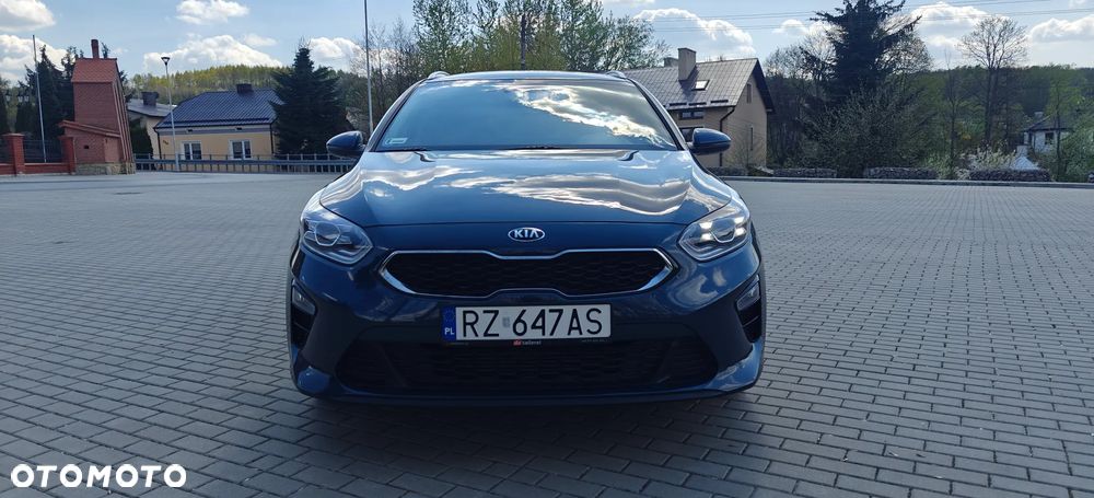 Kia Ceed 1.5 T-GDI L Business Line Plus DCT - 10
