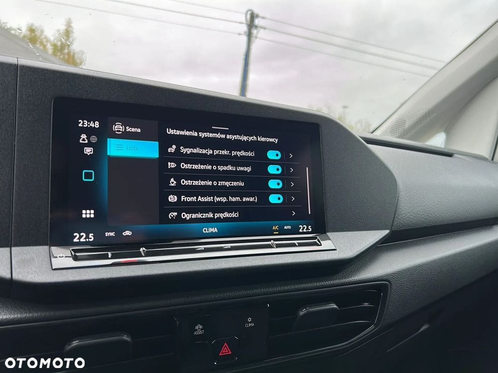 Volkswagen Caddy Maxi - 23