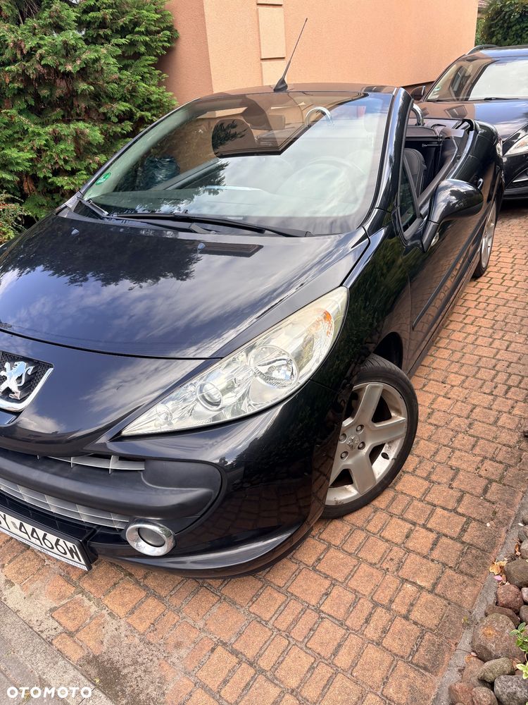 Peugeot 207 Cc 2007 photo 2