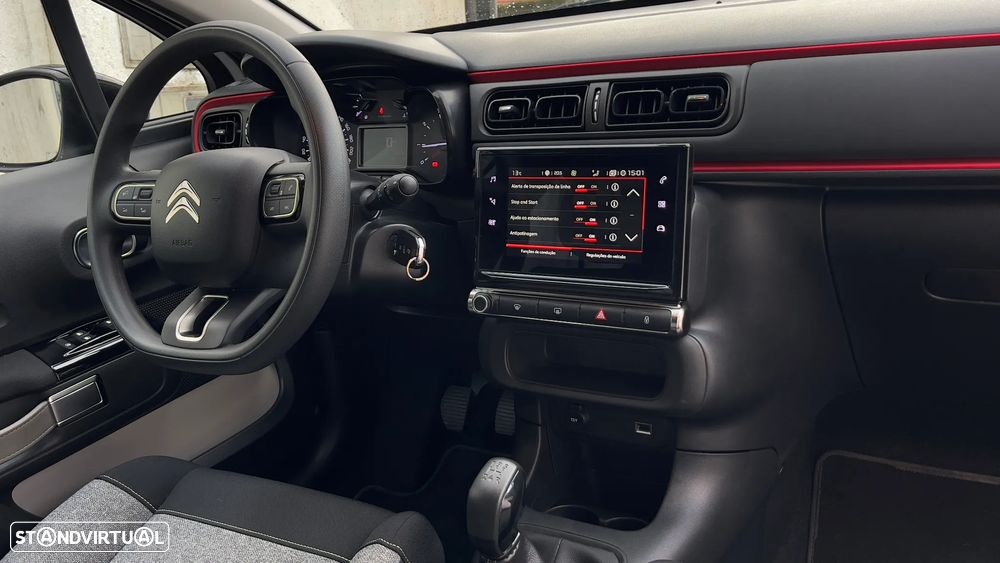 Citroën C3 1.2 PureTech Shine - 31