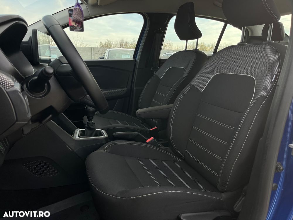 Dacia Logan TCe 90 MT6 Journey - 12