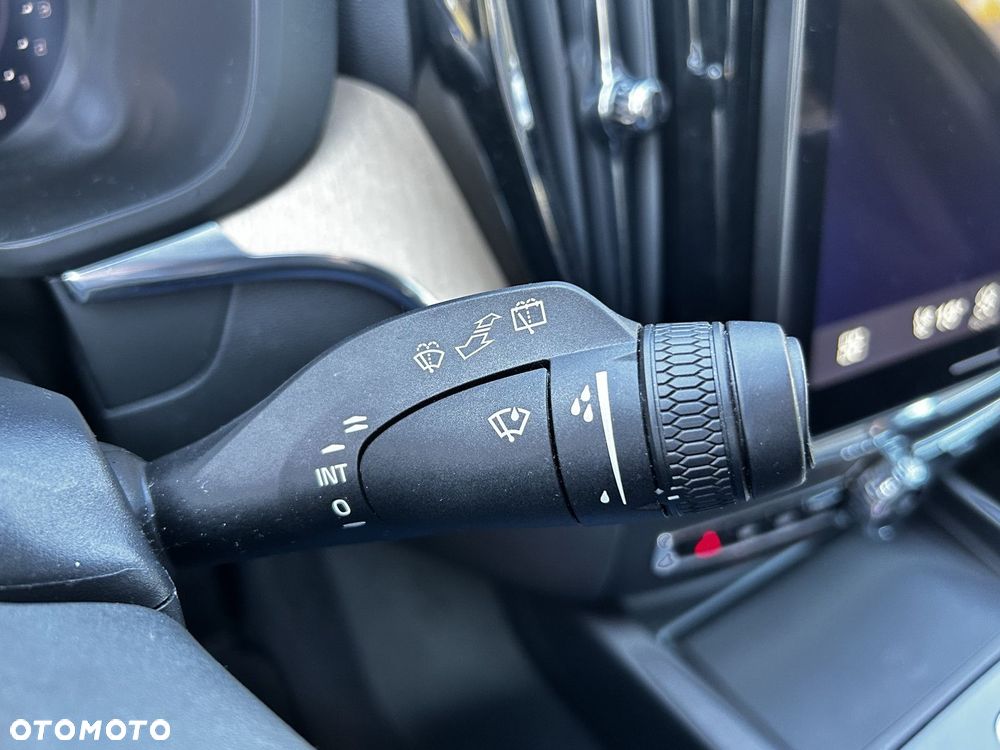 Volvo XC 60 - 25