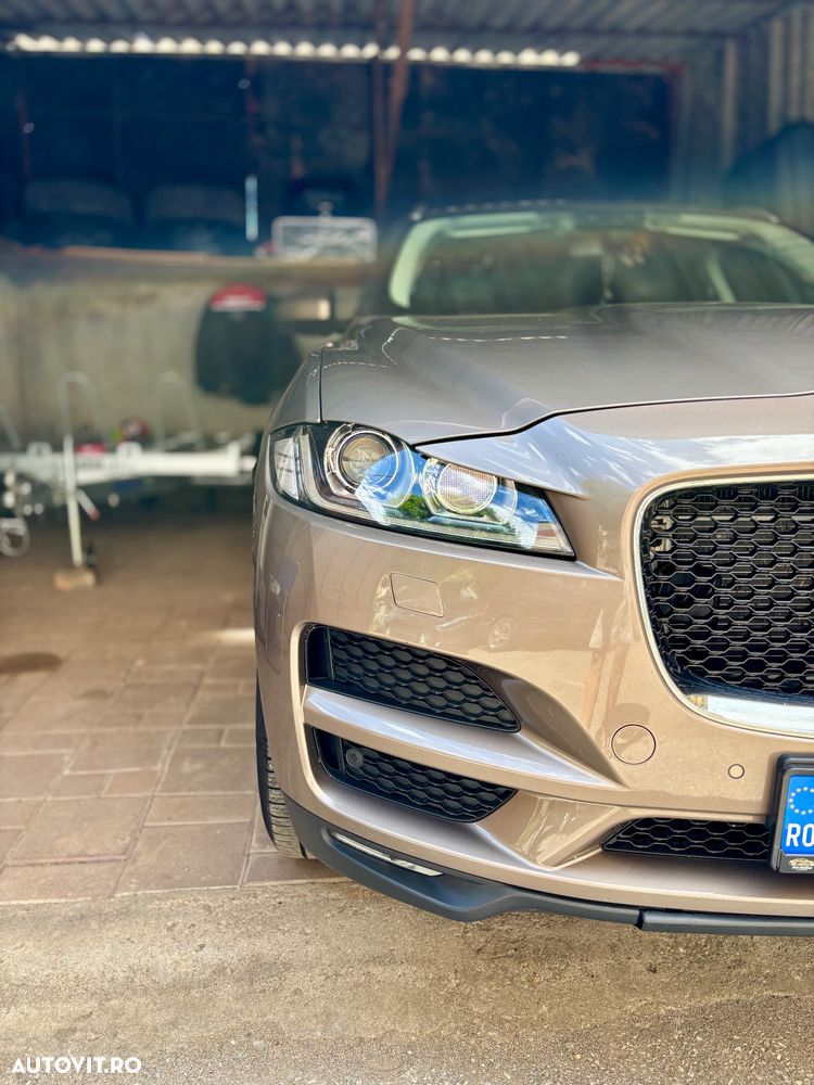 Jaguar F-Pace 20d AWD Portfolio - 15