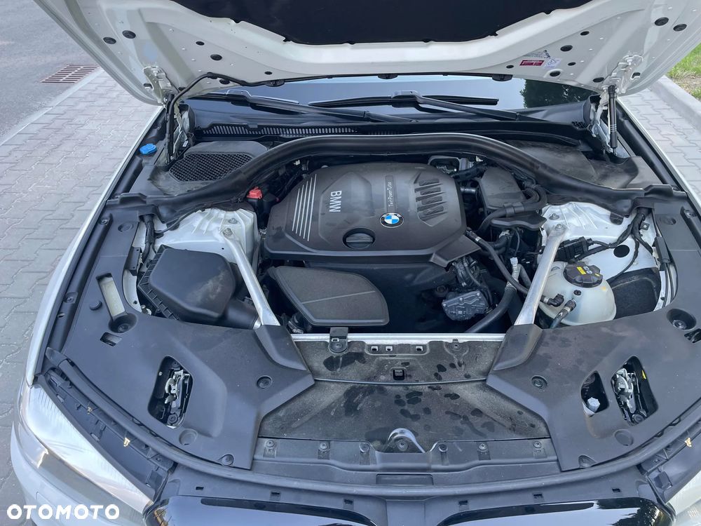 BMW Seria 5 520d xDrive M Sport sport - 20