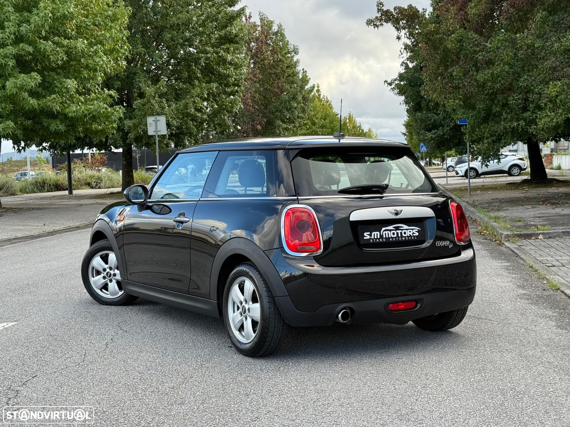 MINI 3 Portas Cooper D - 2