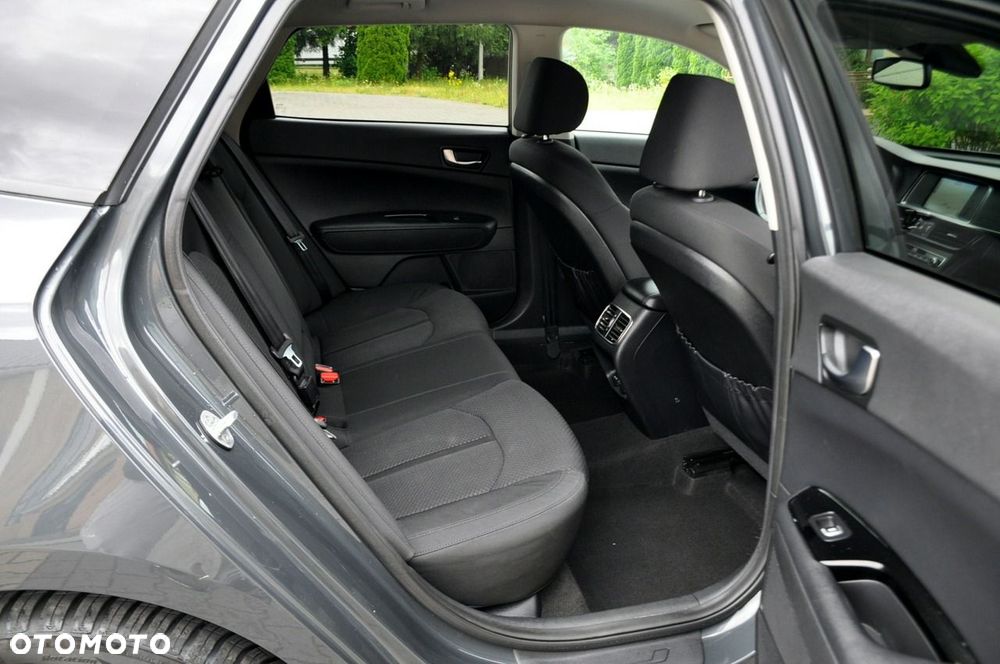 Kia Optima - 19