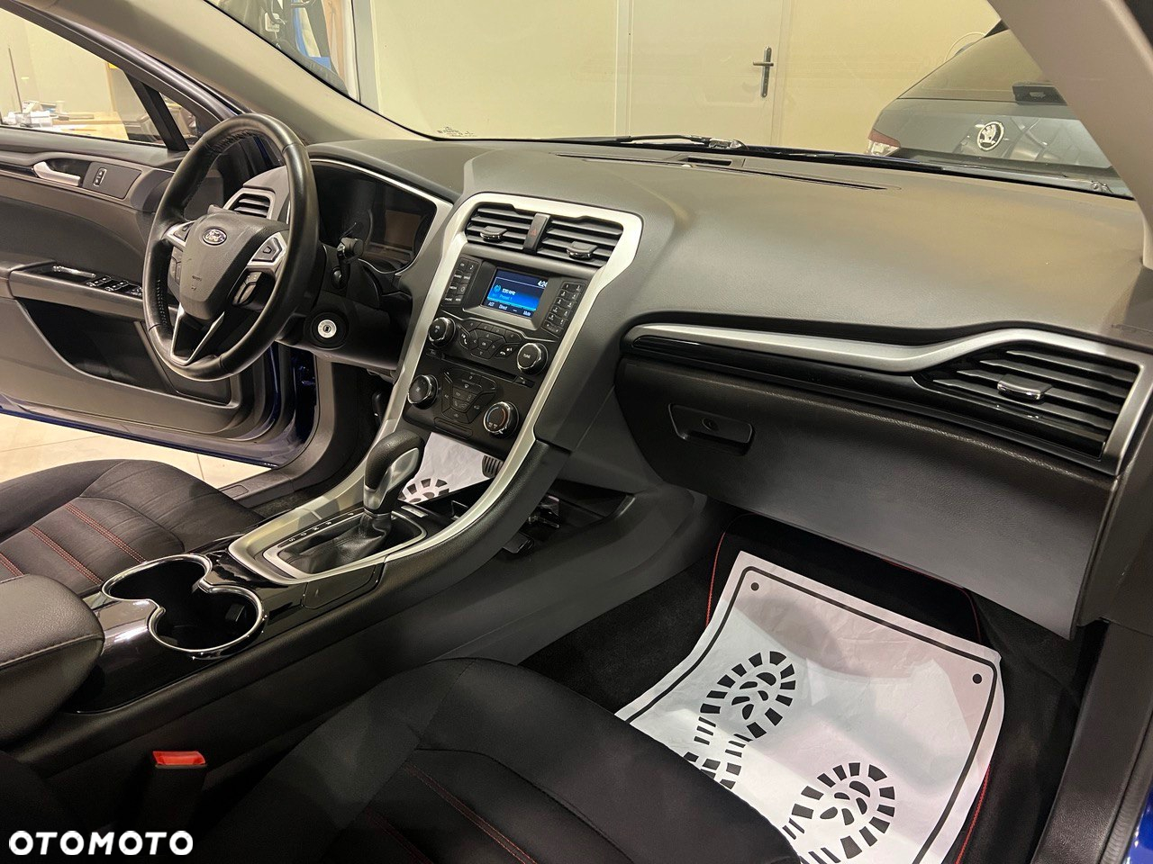 Ford Fusion - 30