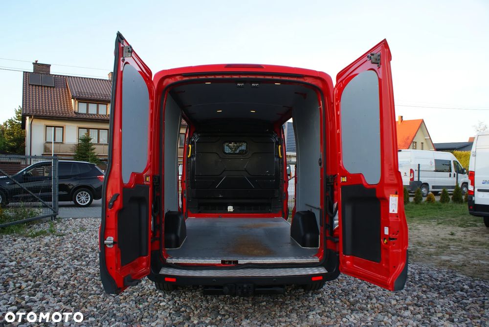 Ford Transit - 8