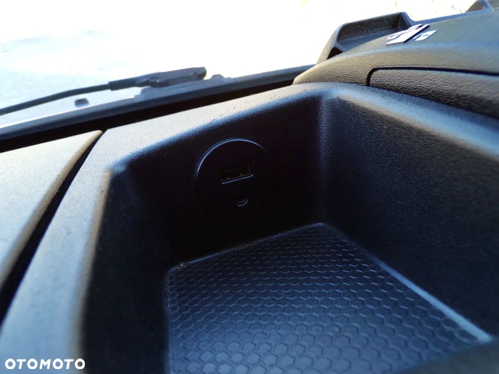 Iveco DAILY 35S18 - 16