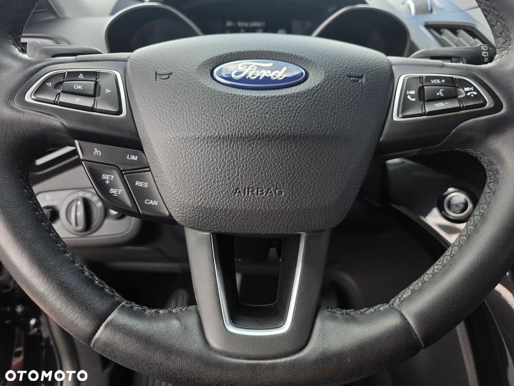 Ford Kuga 2.0 TDCi 4WD Titanium Plus - 24