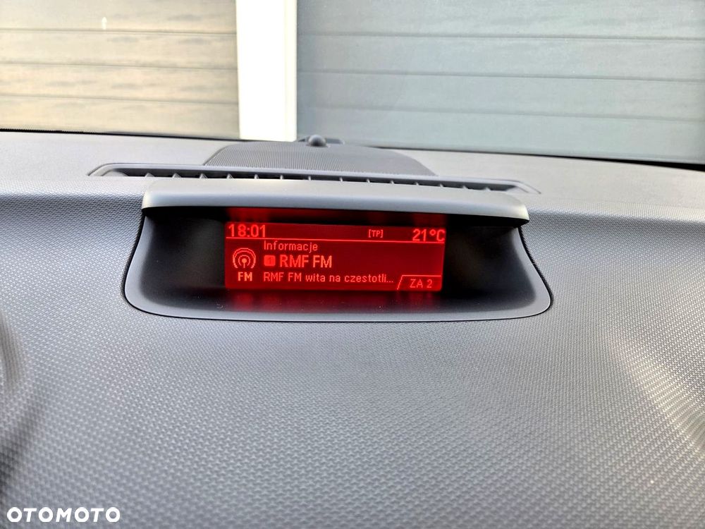 Opel Meriva - 25