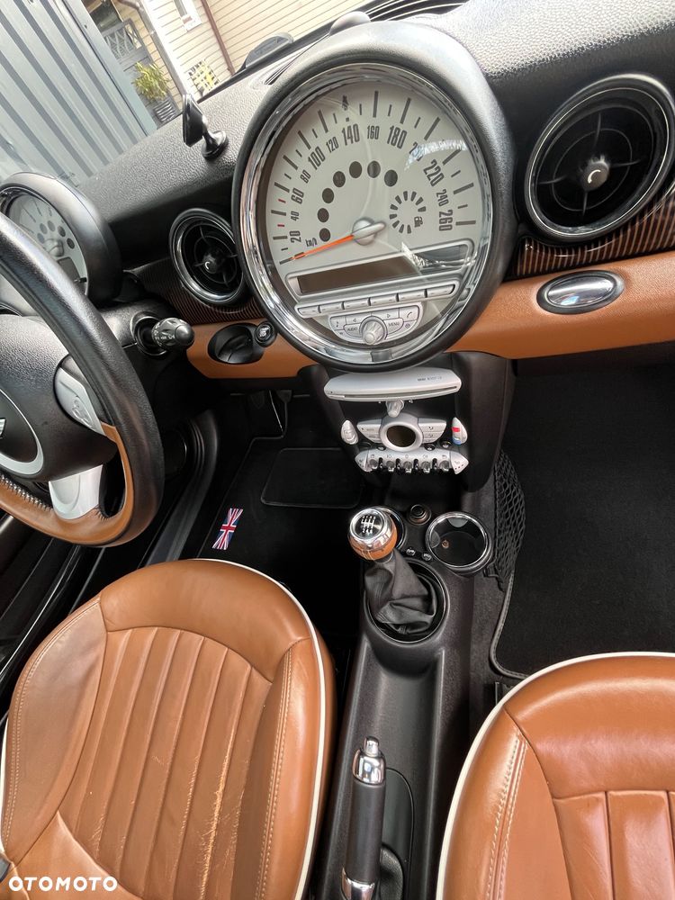 MINI Cooper 50 Mayfair - 33