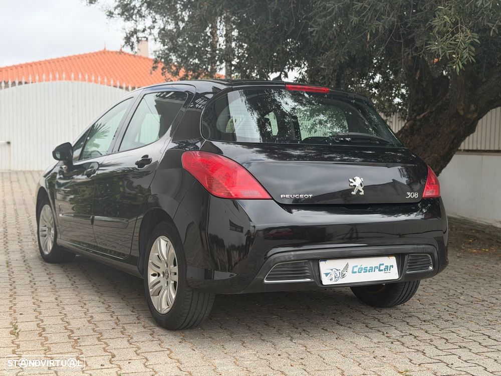 Peugeot 308 1.6 HDi Executive - 10