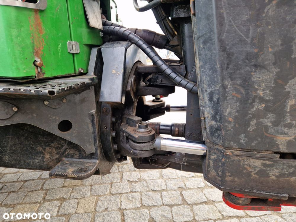 John Deere 1210E - 19