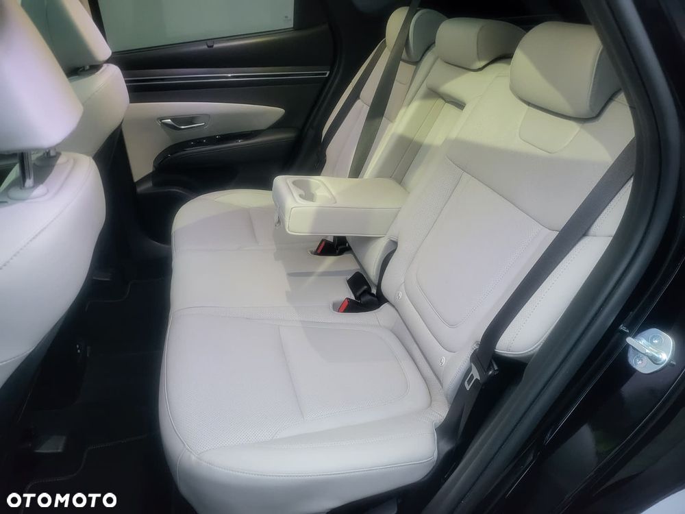 Hyundai Tucson 1.6 T-GDi HEV Platinum 4WD - 36