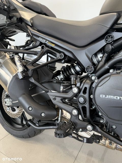 QJMOTOR 900 S - 11