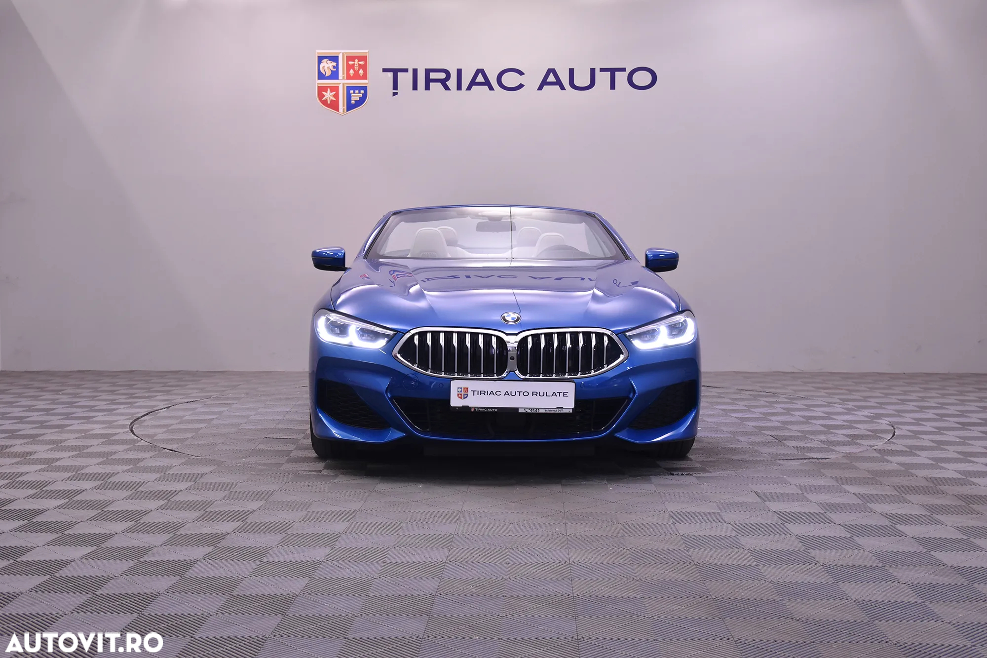 BMW Seria 8 840i xDrive - 16