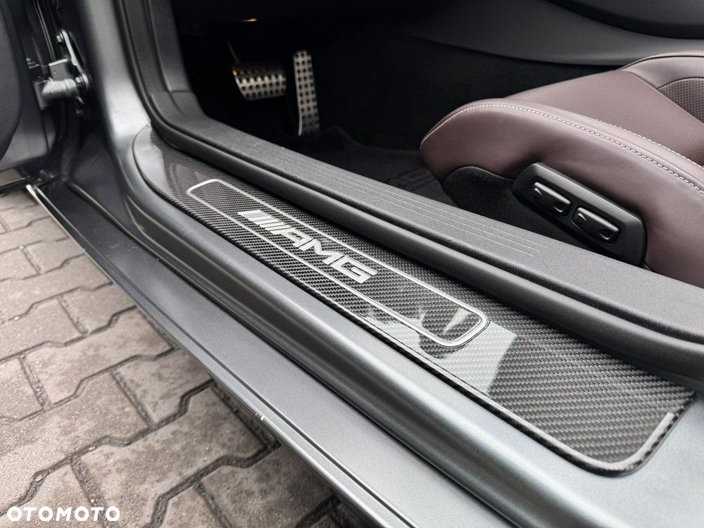 Mercedes-Benz AMG GT - 33