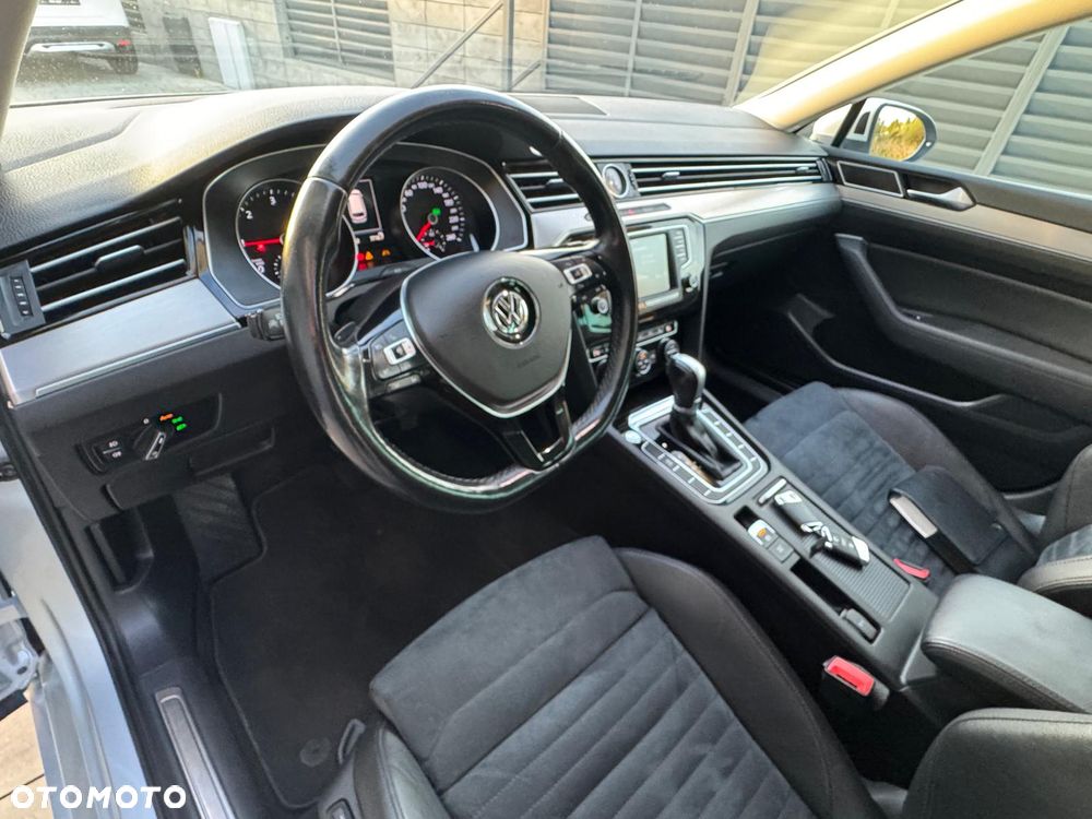Volkswagen Passat 2.0 TDI BMT Highline DSG - 19