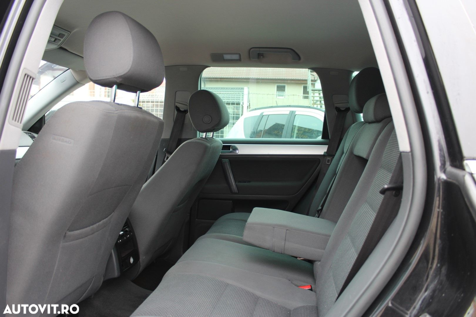 Volkswagen Touareg - 9