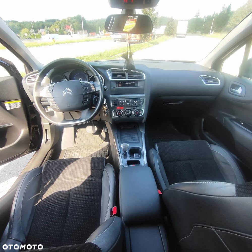 Citroën C4 e-HDi 110 EGS6 Stop/Start System Exclusive - 9