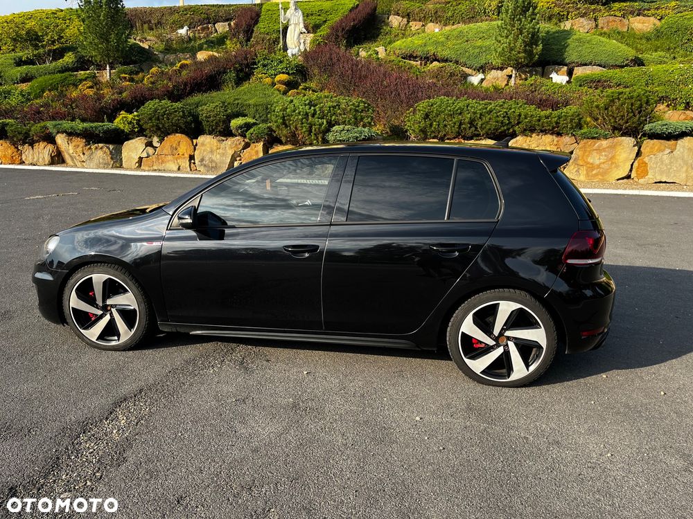 Volkswagen Golf VI 2.0 TSI GTI DSG - 4