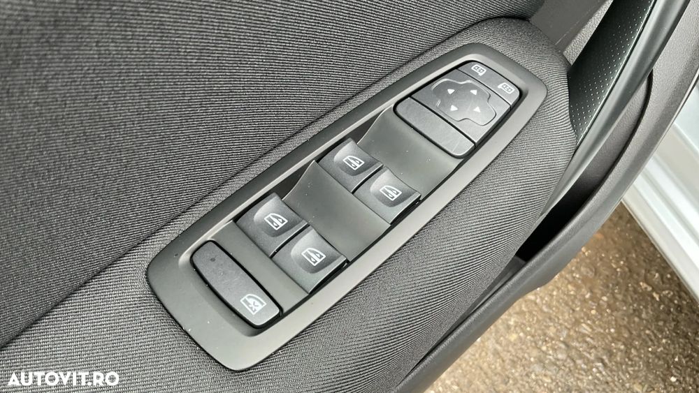 Renault Megane Blue dCi 116 EDC Zen - 26