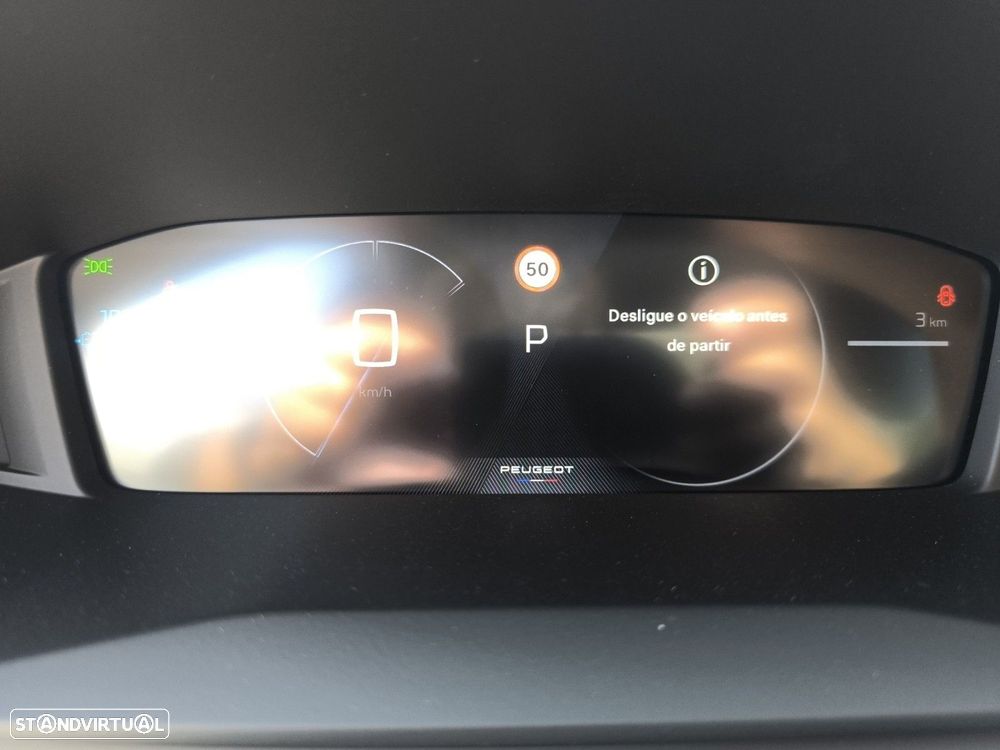 Peugeot e-208 - 13