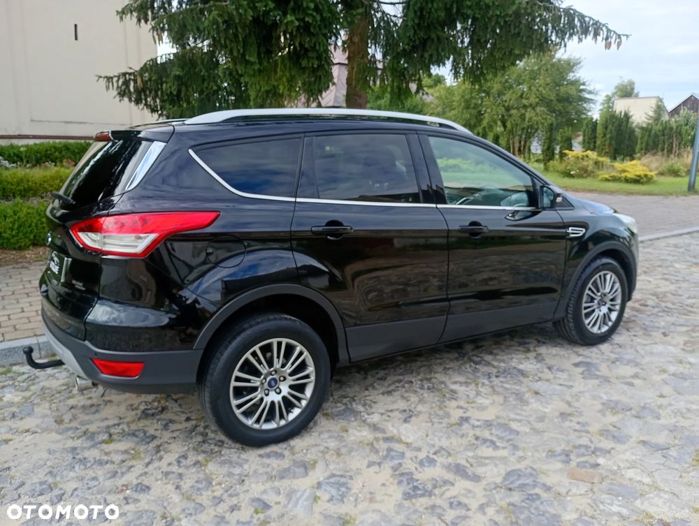 Ford Kuga 2.0 TDCi 2x4 Titanium - 17