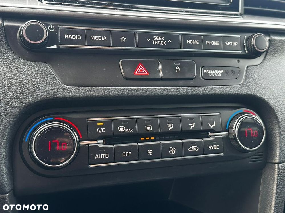 Kia Ceed 1.4 T-GDI L DCT - 16