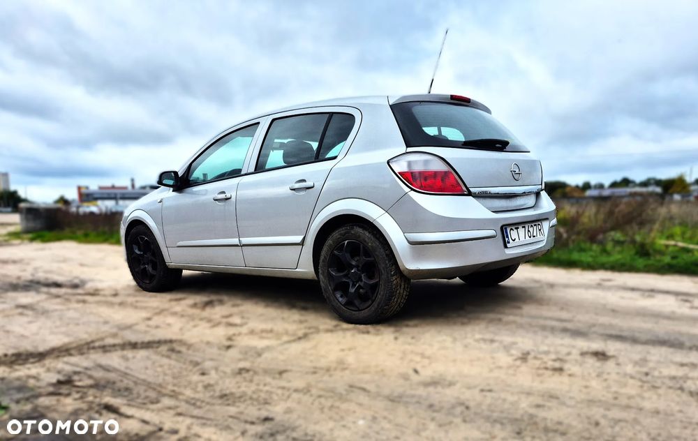 Opel Astra - 3
