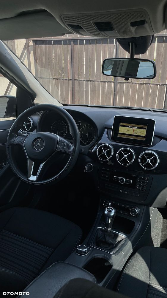 Mercedes-Benz Klasa B 200 - 27