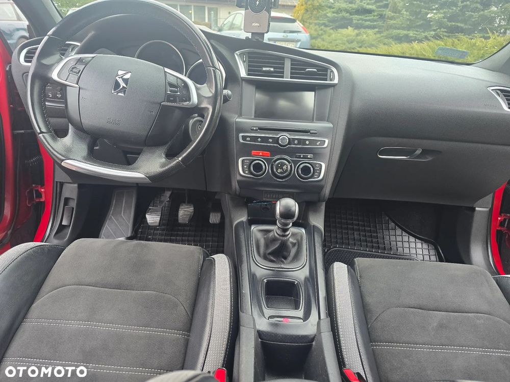 Citroën DS4 PureTech 130 S&S - 17