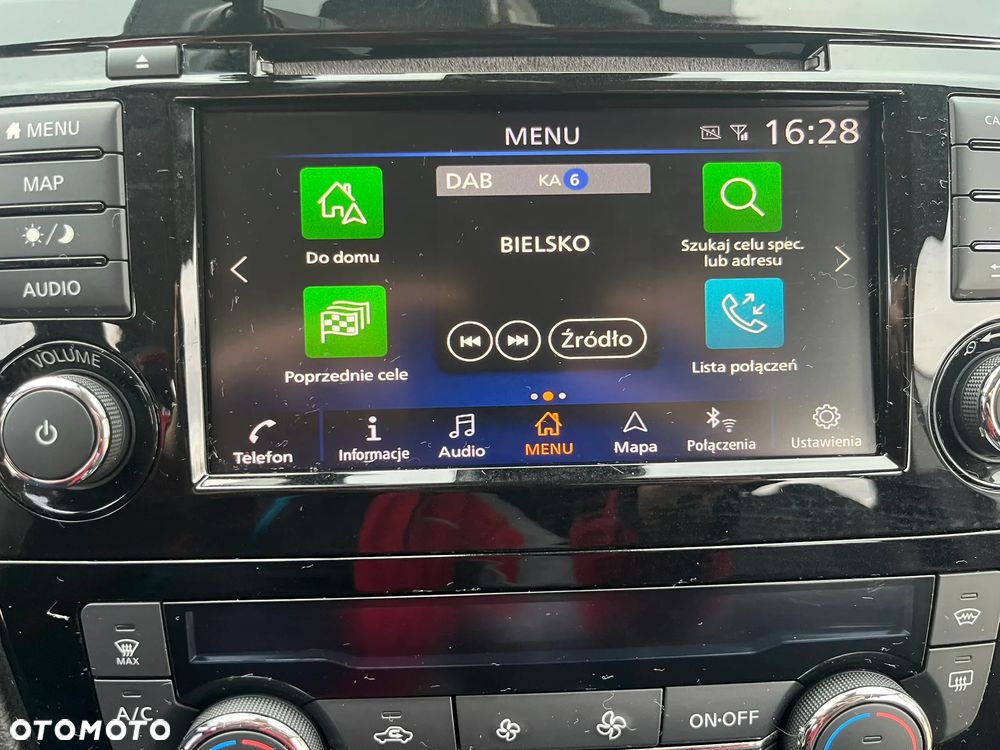 Nissan Qashqai 1.3 DIG-T TEKNA - 32