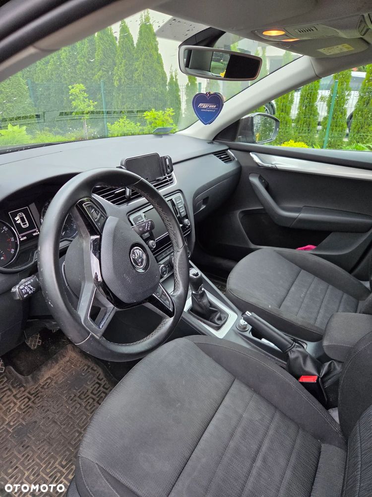 Skoda Octavia 1.4 TSI Ambition - 22